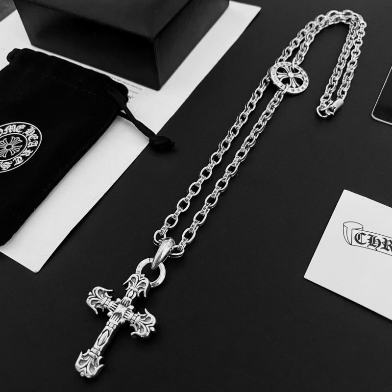 Ch**me He**ts necklaces